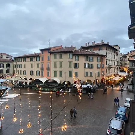 Centro Piazza Pontida - The Italian Escape Apartament Bergamo